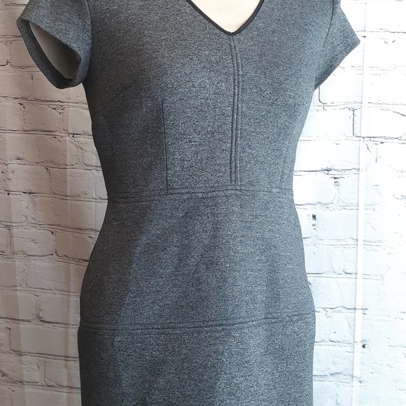 ANDREW MARC SCUBA SHEATH CASUAL KNEE LENGTH DRESS WOMEN'S SIZE 6 PETITE - Picture 6 of 16